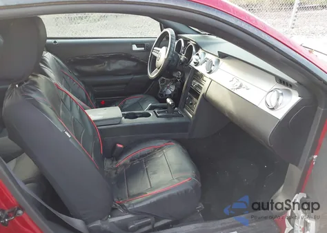 2007 Ford Mustang V6 Deluxe/V6 Premium z USA, uszkodzony, nr VIN 1ZVFT80N875355679